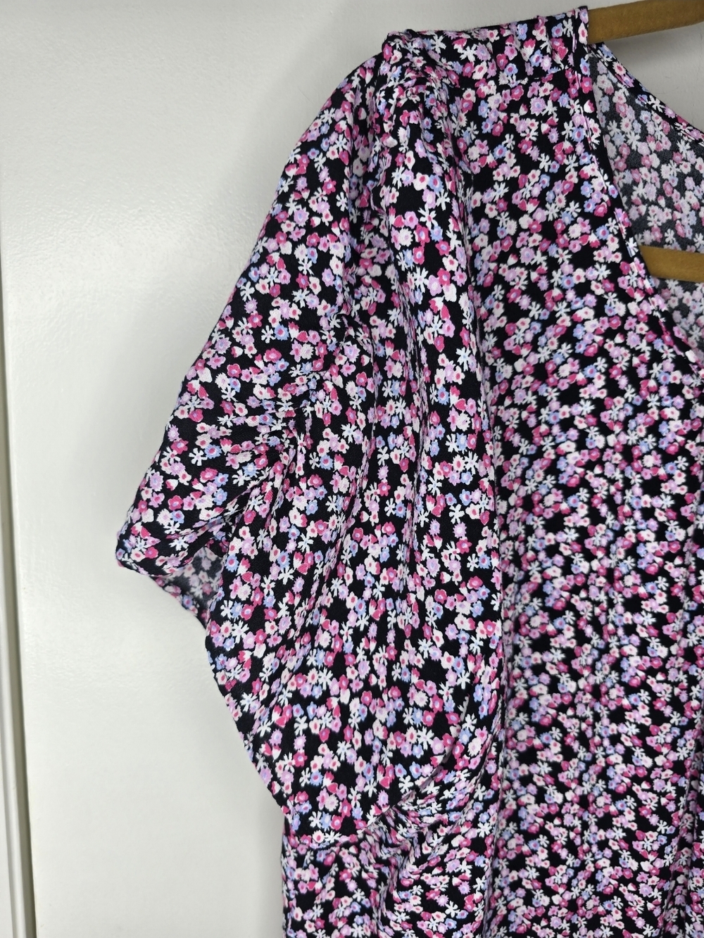 Talbots Black and Pink Floral V-Neck Short Sleeve Top - Picture 3 of 6